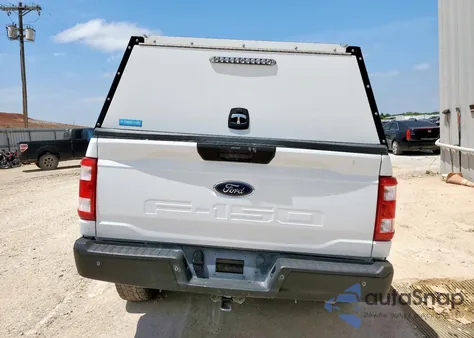 2023 Ford F150 Supercrew z USA, uszkodzony, nr VIN 1FTFW1ED4PFD31794